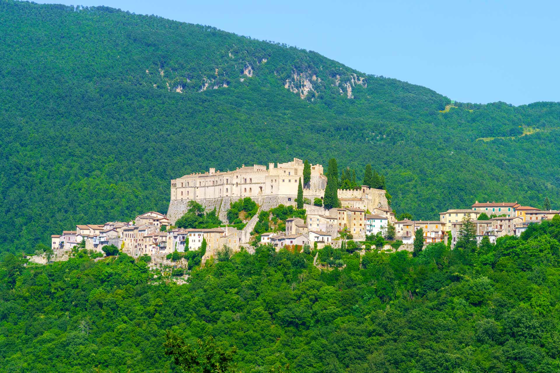 Rocca Sinibalda - Castello delle Metamorfosi