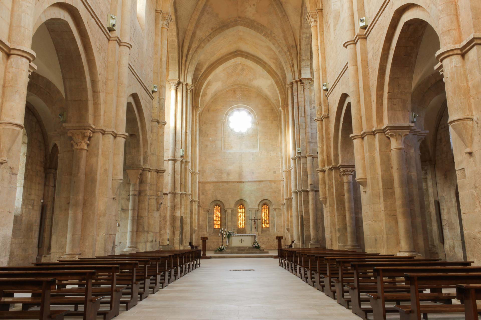 Interno Abbazia di Fossanova