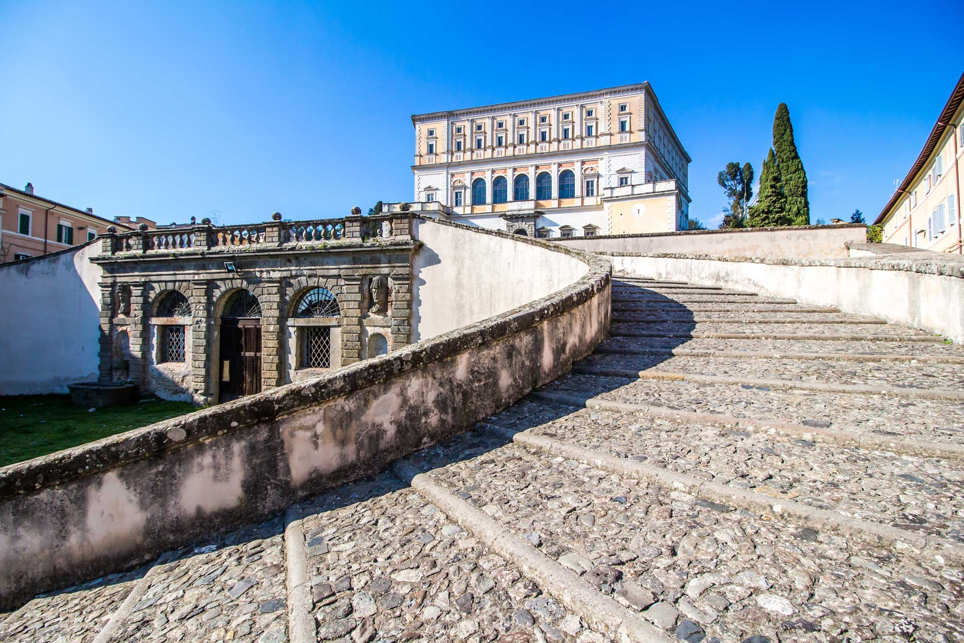 Villa Farnese - veduta esterna